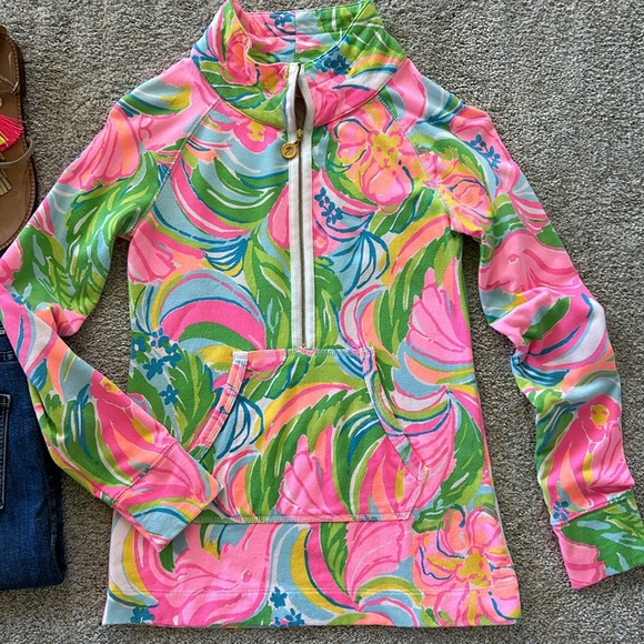 Lilly Pulitzer UPF 50+ Skipper Popover - Picture 2 of 7
